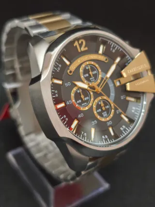 Reloj Diesel Mega Chief DZ4581 Bicolor 51mm