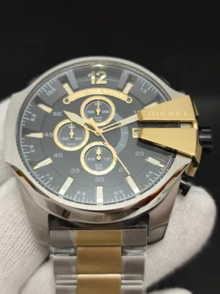 Reloj Diesel Mega Chief DZ4581 Bicolor 51mm