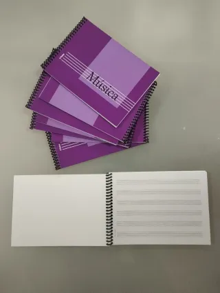 Lote 13 blocs pentagramas *NUEVOS*