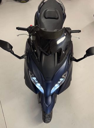 Yamaha TMAX 560 Maxi Scooter