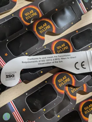 Lote 9 Gafas Eclipse Solar (leer descripción)
