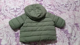 Abrigo bebé 6 meses verde