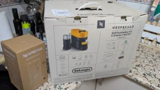 Cafetera Nespresso Vertuo Pop + Aeroccino 3