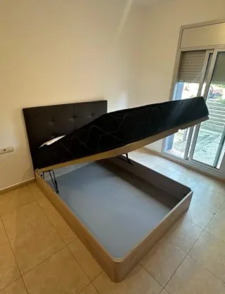 Canapés y colchones nuevos