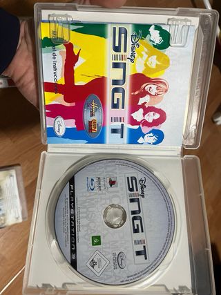 4 Juegos PS3: Sing It y El Libro de los Hechizos