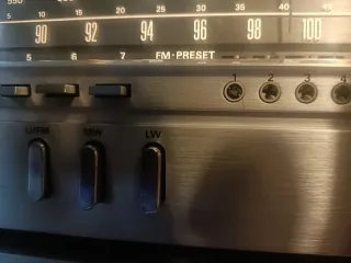 Amplificador y Sintonizador Grundig V1000 T1000