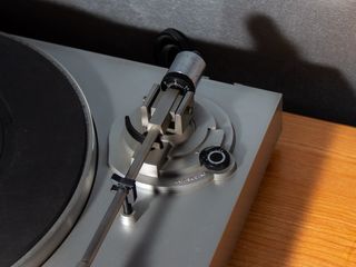JVC L-A21 Auto Return Turntable System