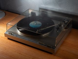 JVC L-A21 Auto Return Turntable System
