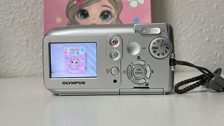 Cámara Digital Olympus C-480 Zoom