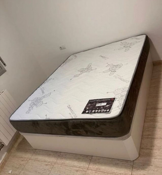 LIQUIDACIÓN EN Canapés abatibles y colchones