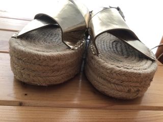 Sandalias Stradivarius esparto