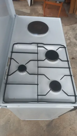 Cocina de gas butano CORBERO.