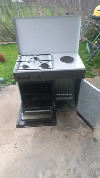 Cocina de gas butano CORBERO.