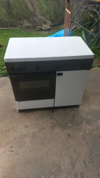 Cocina de gas butano CORBERO.