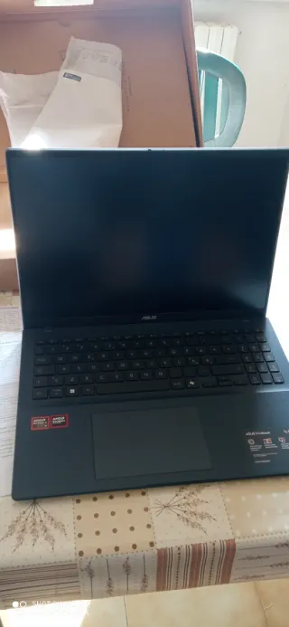 ASUS Vivobook Notebook