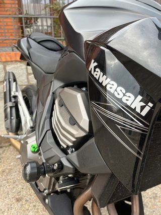 Tapas frenos, tapon aceite, diabolos y contrapesos