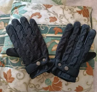 Set Invernale: 2 Sciarpe + Guanti