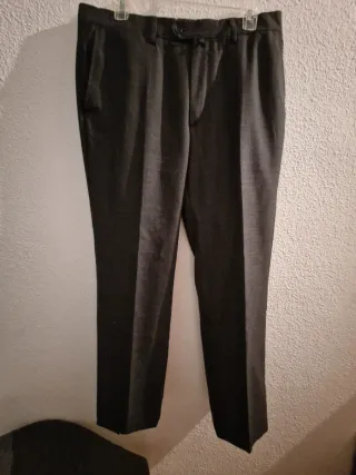 Pantalón de vestir gris hombre