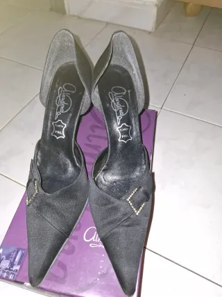 Zapatos de tacón negros talla 40