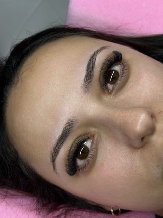 Extensiones de pestañas negras