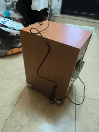 Subwoofer jbl sub 178