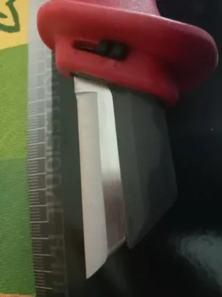 Cuchillo electricista VDE con hojas recambiables