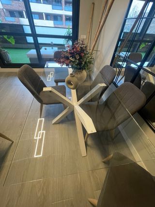 Mesa de comedor cristal y madera Banak 180