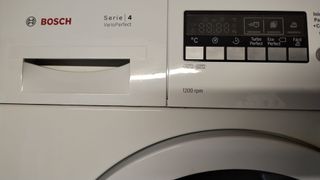 Lavadora Bosch Serie 4 VarioPerfect 8Kg