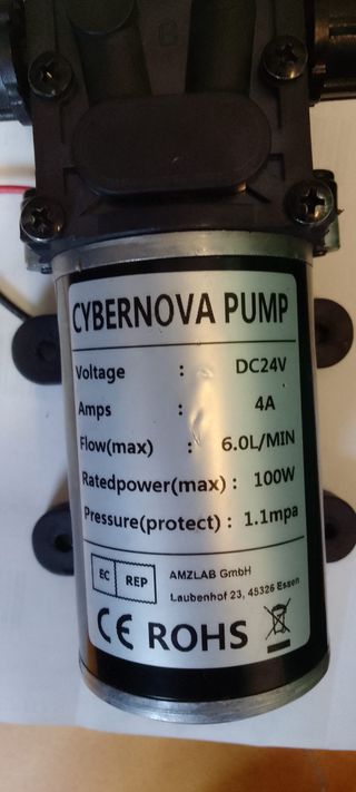 Bomba de agua CYBERNOVA 24V 100W