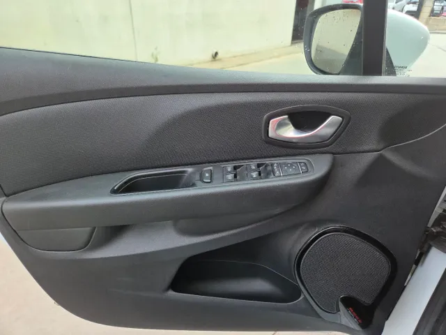 Renault Clio 1.5 dCi 90cv Zen | 2017 |