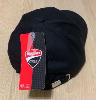 Cappello Ducati Corse Nero con Etichetta
