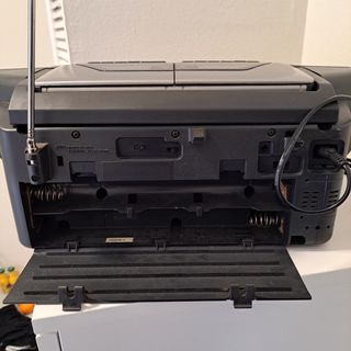 Radio Casete CD Sanyo Plata/Negro con mando distan