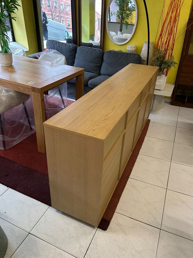 Aparador Kave Home Helvine Madera y Cristal