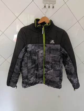 Chaqueta desmontable "dos en una" talla 14 a 16