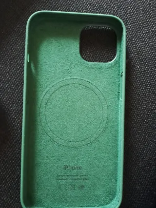 Cover iPhone 13 Silicone MagSafe Verde