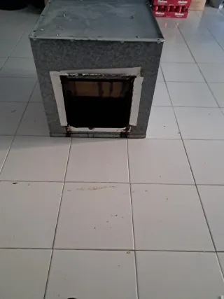 Turbina con caja metálica