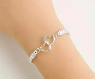 Pulsera Corazones Entrelazados Plateada