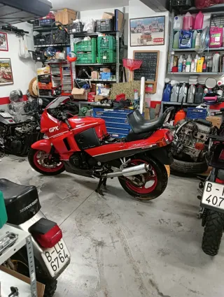 Despiece Kawasaki GPX 600R 1988