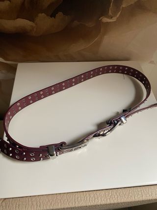 Cinturón Piel Burdeos Doble Hebilla Remaches