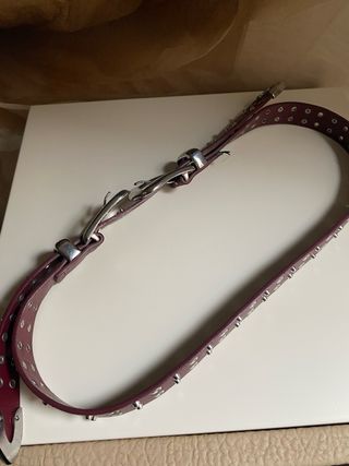 Cinturón Piel Burdeos Doble Hebilla Remaches