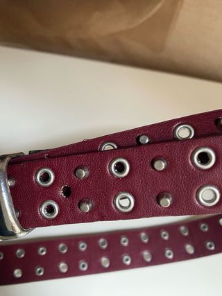 Cinturón Piel Burdeos Doble Hebilla Remaches