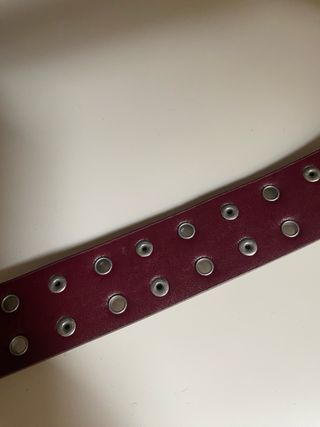 Cinturón Piel Burdeos Doble Hebilla Remaches