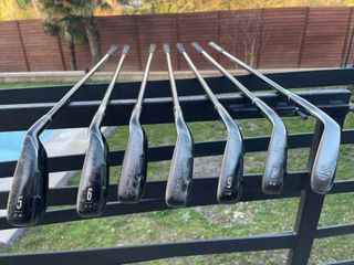 Juego palos Cleveland Black 5-PW PW grafito .