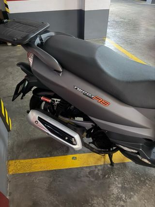 Peugeot Tweet RS Gris Automática