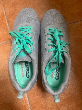 Zapatillas Skechers Gris y Turquesa