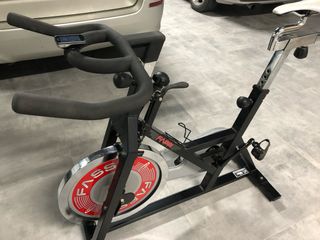 Bicicleta Spinning Fassi con disco 25 kg
