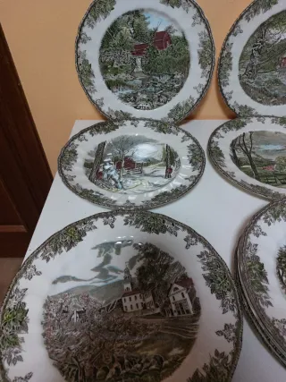 Platos de porcelana inglesa con paisaje