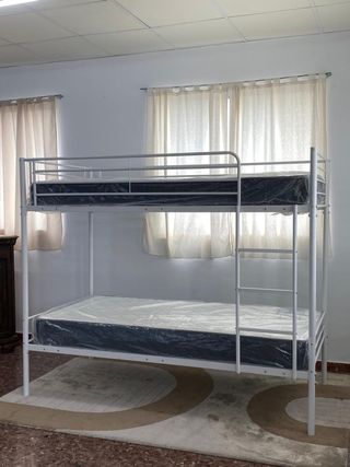 Nuevo y barato: litera con colchones 90x190
