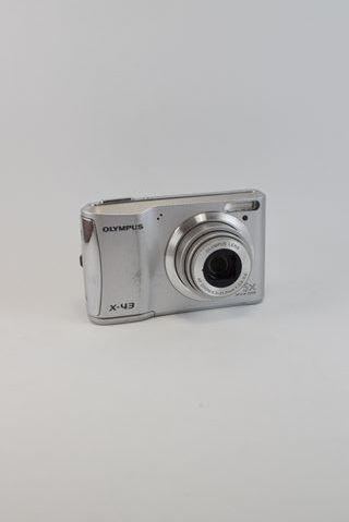 Cámara digital Olympus X-43 – 14 MP