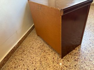 Mesitas de noche madera maciza oscura